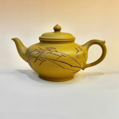 Ấm tử sa Nghi Hưng tiêu anh khắc trúc 260ml ATS301