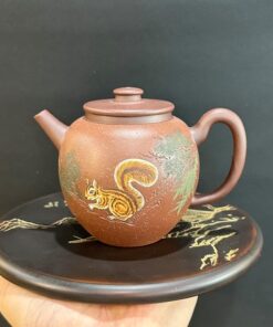 ấm tử sa cung đăng đất cũ nguyên khoáng tùng sóc đẹp 230ml pha trà ngon