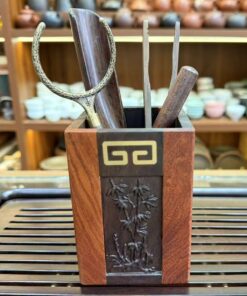 Bộ dụng cụ pha trà gỗ có chổi và lọ cắm hoa sen đẹp KH09