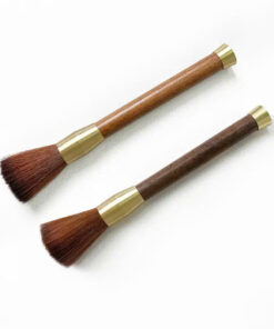 Chổi trà đẹp cán gỗ bọc đồng lông mềm dưỡng ấm tử sa 17cm DC10