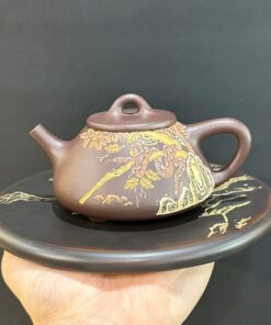 ấm tử sa đất cũ nghệ nhântrương hiểu lĩnh họa rắn thủ công 190ml ATS33