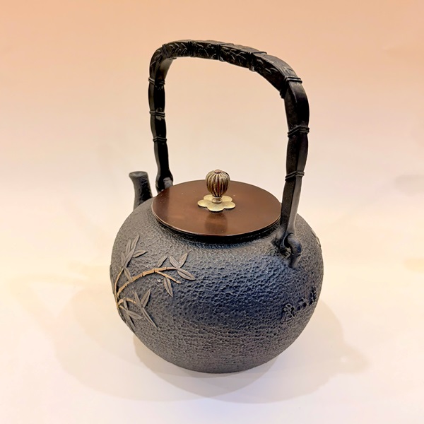 Ấm tetsubin nhật bản bằng gang đun nước pha trà ngon mai trúc AN12 - Ảnh 4