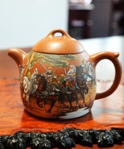 Ấm Tử Sa Đoàn Nê Đất Cũ Dáng Tần Quyền Hoạ Ngũ Hổ Tướng 300ml ATS156