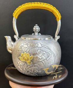 ấm tetsubin bạc nguyên chất đun nước pha trà đẹp họa tiết sen 604g dung tích tầm 1L