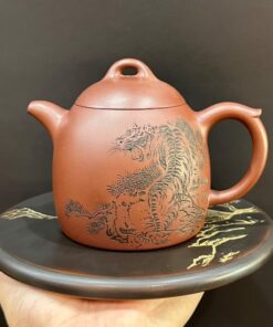 ấm tử sa cao cấp nguyên khoáng đế tào thanh đất cũ xịn khắc hổ thủ công 300ml đẹp.