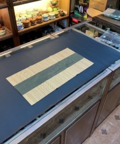 chiếu trà tre nẹp vải ở giữa trải bàn trà cỡ ngắn 60x30cm DC50.