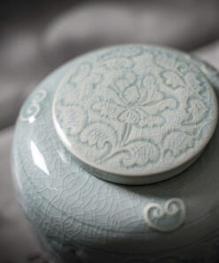 Hũ đựng trà bằng sứ cảnh đức men rạn cao cấp nắp khít bảo quản trà tốt 700ml HT04.