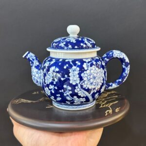 ấm trà sứ đẹp gốm cảnh đức cao cấp vẽ tay hoa thủ công 300ml pha trà quần ẩm