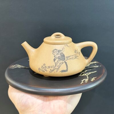 ấm trà tử sa đất cũ nguyên khoáng đoàn nê thạch biều khắc khỉ 195ml pha trà ngon