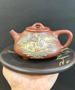 ấm trà tử sa nguyên khoáng đất cũ hình chó tuất trong bộ 12 con giáp ATS166