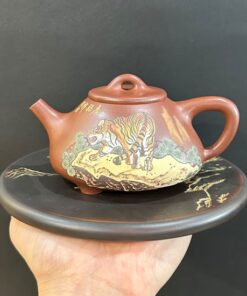 ấm tử sa nguyên khoáng đất cũ hình hổ trong 12 con giáp dáng thạch biều 230ml ATS166