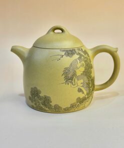 Ấm tử sa Nghi Hưng đoàn nê tần quyền khắc tùng hạc 300ml ATS277