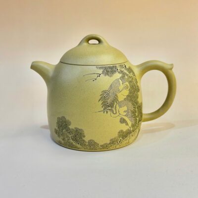 Ấm tử sa Nghi Hưng đoàn nê tần quyền khắc tùng hạc 300ml ATS277