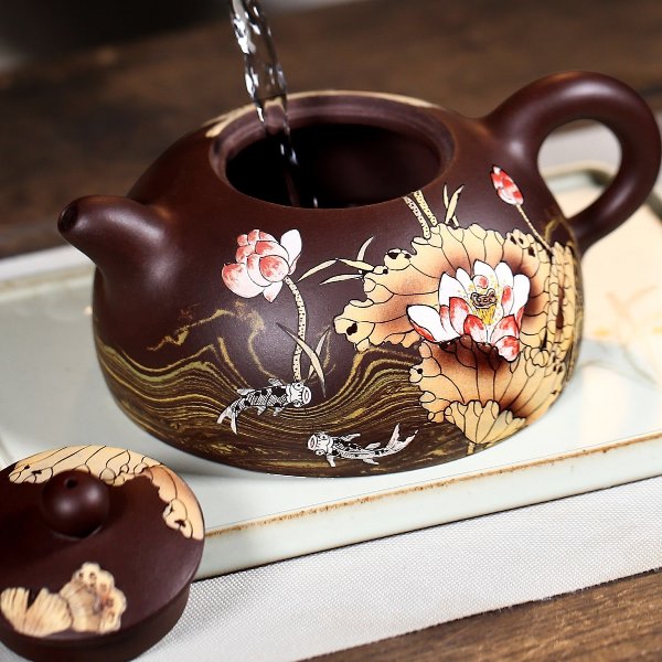 Am Tu Sa Dat Cu Ban Nguyet Tu Ne Hoa Hoa Sen 300ml ATS107 (3)