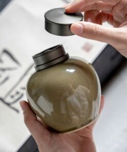 hộp đựng trà sứ cao cấp cỡ nhỏ nắp xoáy 2 lớp kín 300ml để được khoảng 50g.