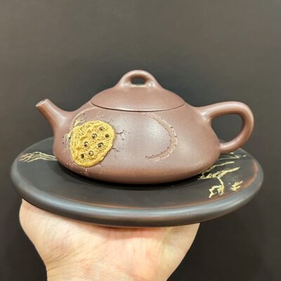 ấm tử sa đắp nổi bông bắt sen  văn đán đất khoáng nghi hưng đế tào thanh chuẩn dáng
