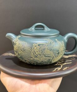 ấm tử sa đất cũ nghi hưng dáng phỏng cổ lục nê cá vượt vũ môn thủ công 250ml