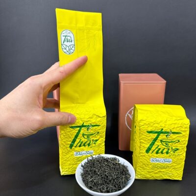 Chè đinh tân cương thượng hàng loại ngon búp nhỏ hộp 200g đảm bảo chất lượng.
