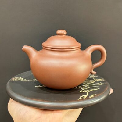 Ấm tử sa cao cấp đất cũ nguyên khoáng dáng chuyết cầu thủ công trơn đẹp 250ml.