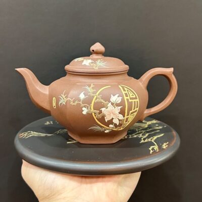 ấm trà tử sa nghi hưng dáng tiêu anh nguyên khoáng tử gia nê thủ công mượt 260ml.