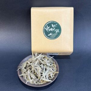 bạch trà Tây Côn Lĩnh Hà Giang loại ngon đặc biệt 1 búp gói 100g BT04