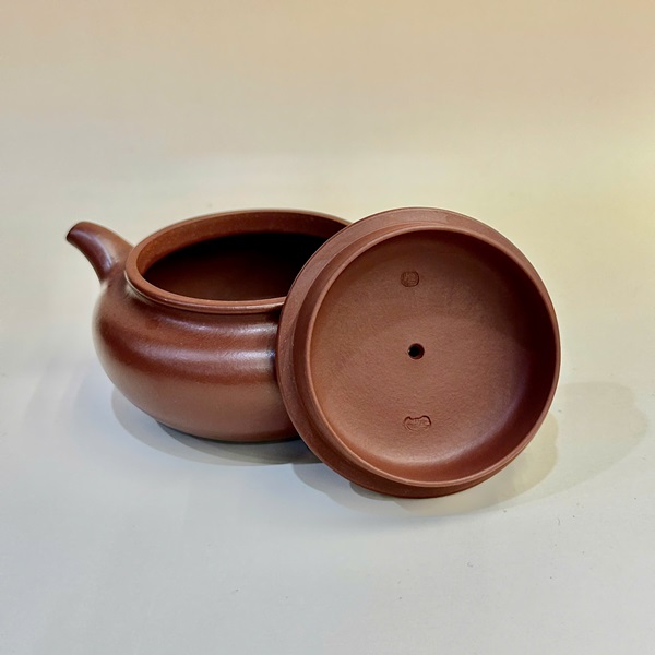 Ấm tử sa Nghi hưng biển phúc 250ml kèm 2 chén ATS298 - Ảnh 4