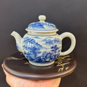 ấm trà sứ cảnh đức cao cấp vẽ tay họa sơn thủy thủ công pha trà quần ẩm đẹp 330ml.