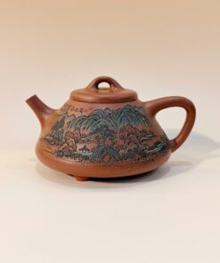 Ấm trà tử sa thạch biều nguyên khoáng đất cũ khắc sơn thủy 20ml đẹp ATS507