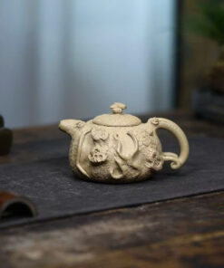 ấm tử sa cao cấp cũ bổn sơn lục nê cung xuân linh chi thủ công 250ml thủ công đẹp.