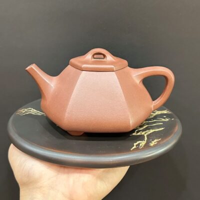ấm trà tử sa cao cấp  lục phương hồng bính tử nghi hưng trung quốc thủ công 250ml đẹp.