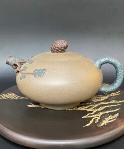 ấm tử sa cao cấp nghi hưng đắp nổi tùng khoáng thanh khôi nê đẹp 280ml.