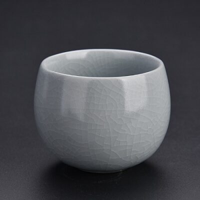 Chén nhữ diêu dùng làm ly trà chủ thủ công sắc men dạn lên cực đẹp dung tích 130ml