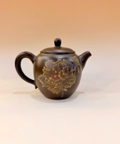 Ấm Nê Hưng hoả biến chuyết chỉ khắc sen 280ml AKC32