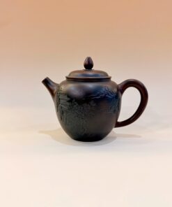 Ấm nê hưng hoả biến cung đăng khắc sơn thuỷ 250ml AKC46