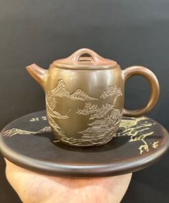 ấm trà cao cấp tử sa nê hưng hỏa biến thủ công khắc sơn thủy 240ml AKC73