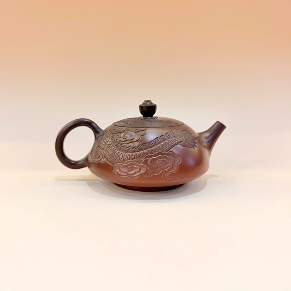 Ấm tử sa nê hưng hoả biến chuyển đỏ sang đen khắc rồng 250ml AKC15 - Ảnh 2