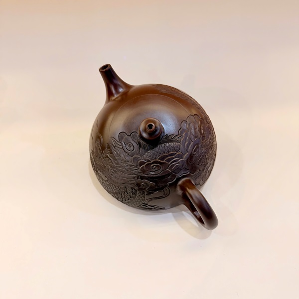 Ấm tử sa nê hưng hoả biến chuyển đỏ sang đen khắc rồng 250ml AKC15 - Ảnh 4