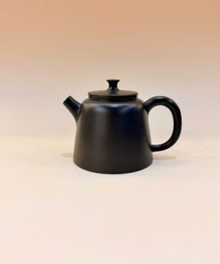 Ấm tử sa nê hưng đức trung cao trơn đẹp thủ công 250ml AKC26