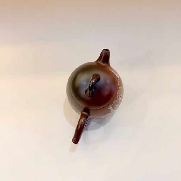 Ấm tử sa nê hưng cao cấp tần quyền khắc hoa mẫu đơn 300ml AKC66 - Ảnh 3