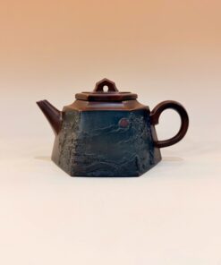 Ấm trà hoả biến cao cấp dáng lục phương khắc sơn thuỷ đẹp 350ml AKC80