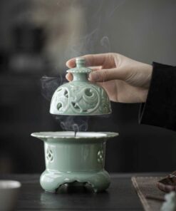 Lư đốt trầm bằng sứ gốm men lam cao cấp thủ công đẹp LS05.