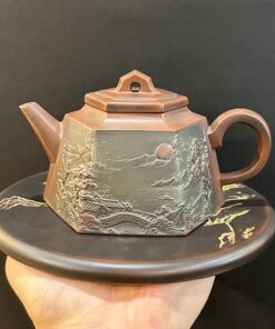ấm trà hoả biến cao cấp dáng lục phương khắc sơn thuỷ đẹp 350ml thủ công.
