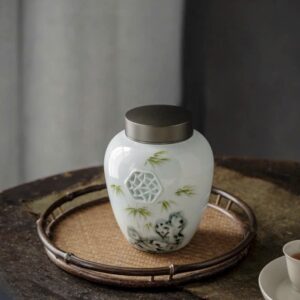 Hũ đựng trà sứ cảnh đức họa trúc vẽ tay thủ công đẹp nắp nhôm xoáy 2 lớp cực khít.