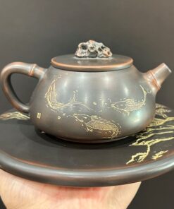 Ấm tử sa thạch biều hỏa biến nê hưng khác cá thủ công 240ml AKC86.