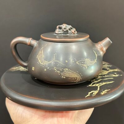 Ấm tử sa thạch biều hỏa biến nê hưng khác cá thủ công 240ml AKC86.