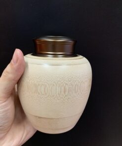 Lọ đựng trà tre nắp xoáy kín bảo quản trà tốt đựng được khoảng 170g trà