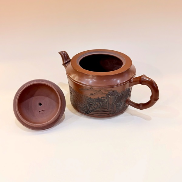 Ấm trà tử sa nê hưng kiến thủy trúc đoạn khắc phố cổ đẹp 250ml AKC282 - Ảnh 4