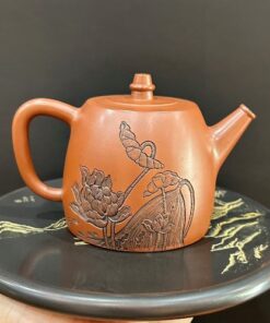 Ấm pha trà cao cấp dáng đức trung khắc sen thủ công pha trà cực ngon công năng hoàn hảo.