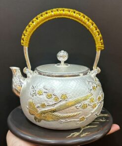 Ấm tetsubin bạc 999 nguyên chất gò tay thủ công báo xuân đun nước pha trà ngon 1L.