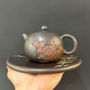 Ấm trà hỏa biến đen tử sa nê hưng tây thi khắc hoa mẫu đơn đẹp 240ml pha trà ngon.